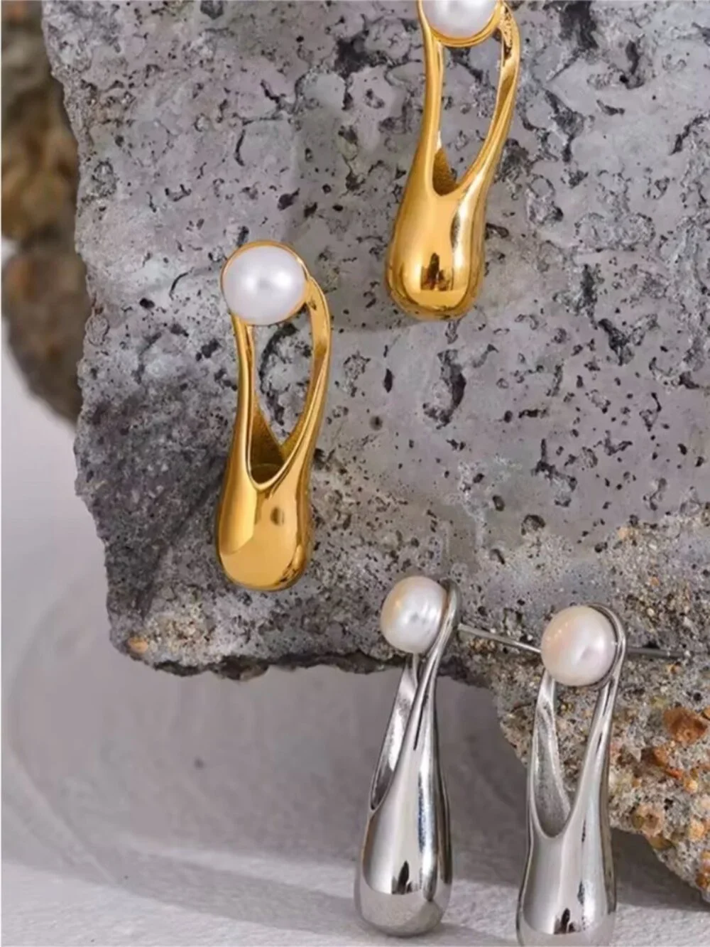 Gold color and Pearl Drop Earrings